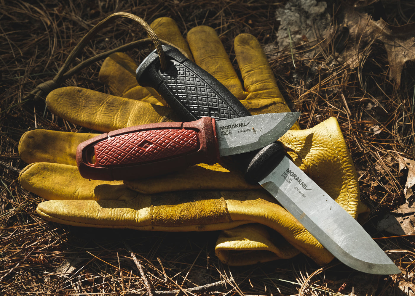 Survival Resources > Knives & Tools > Morakniv Eldris Neck Knife